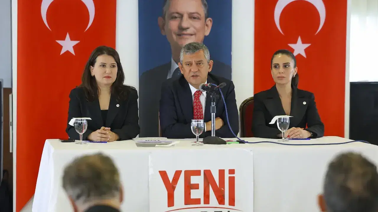 Yeni Parti'de grup yönetimi belli oldu