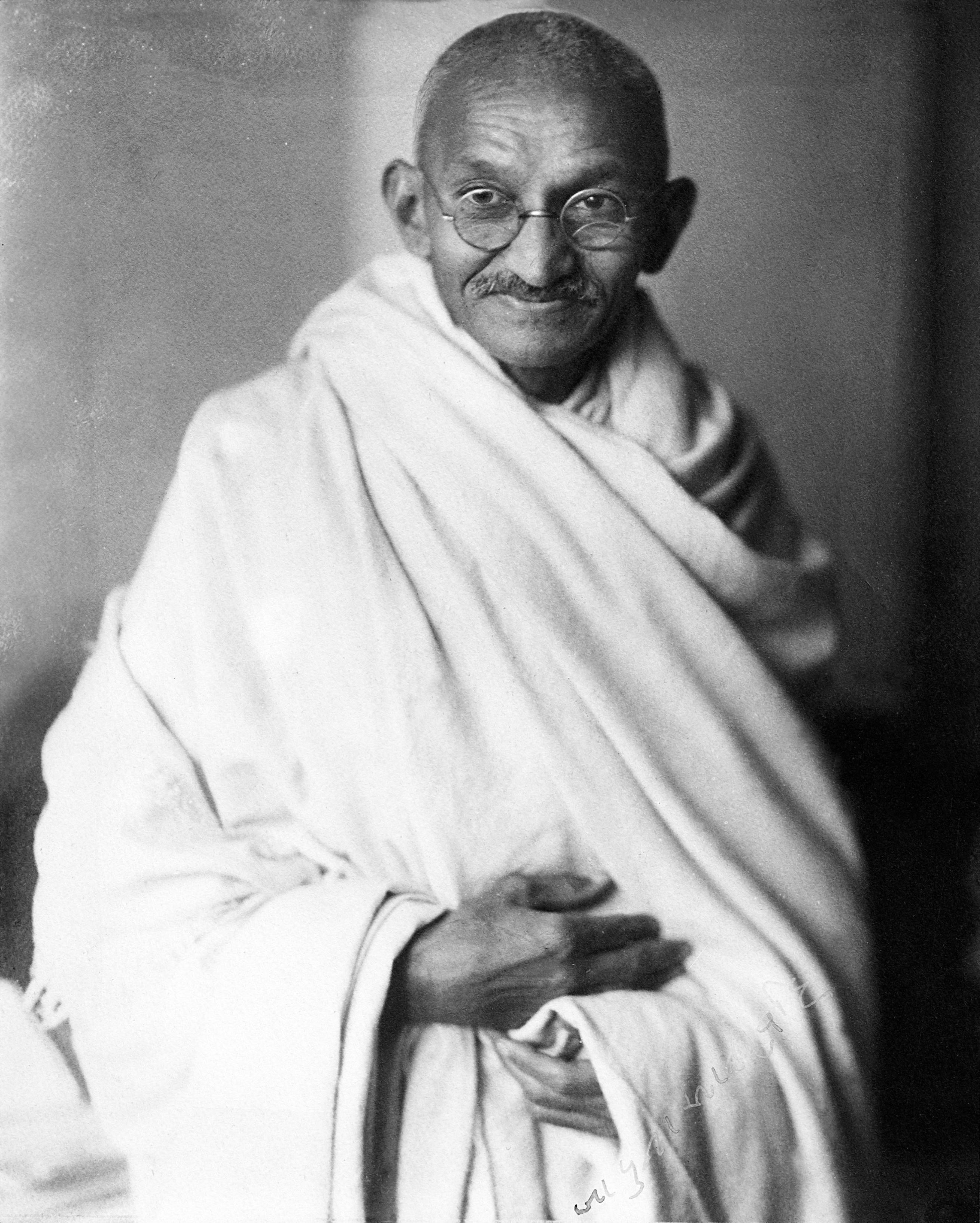 Gandhi'nin el yazısı notları 1,7 milyon dolara satıldı