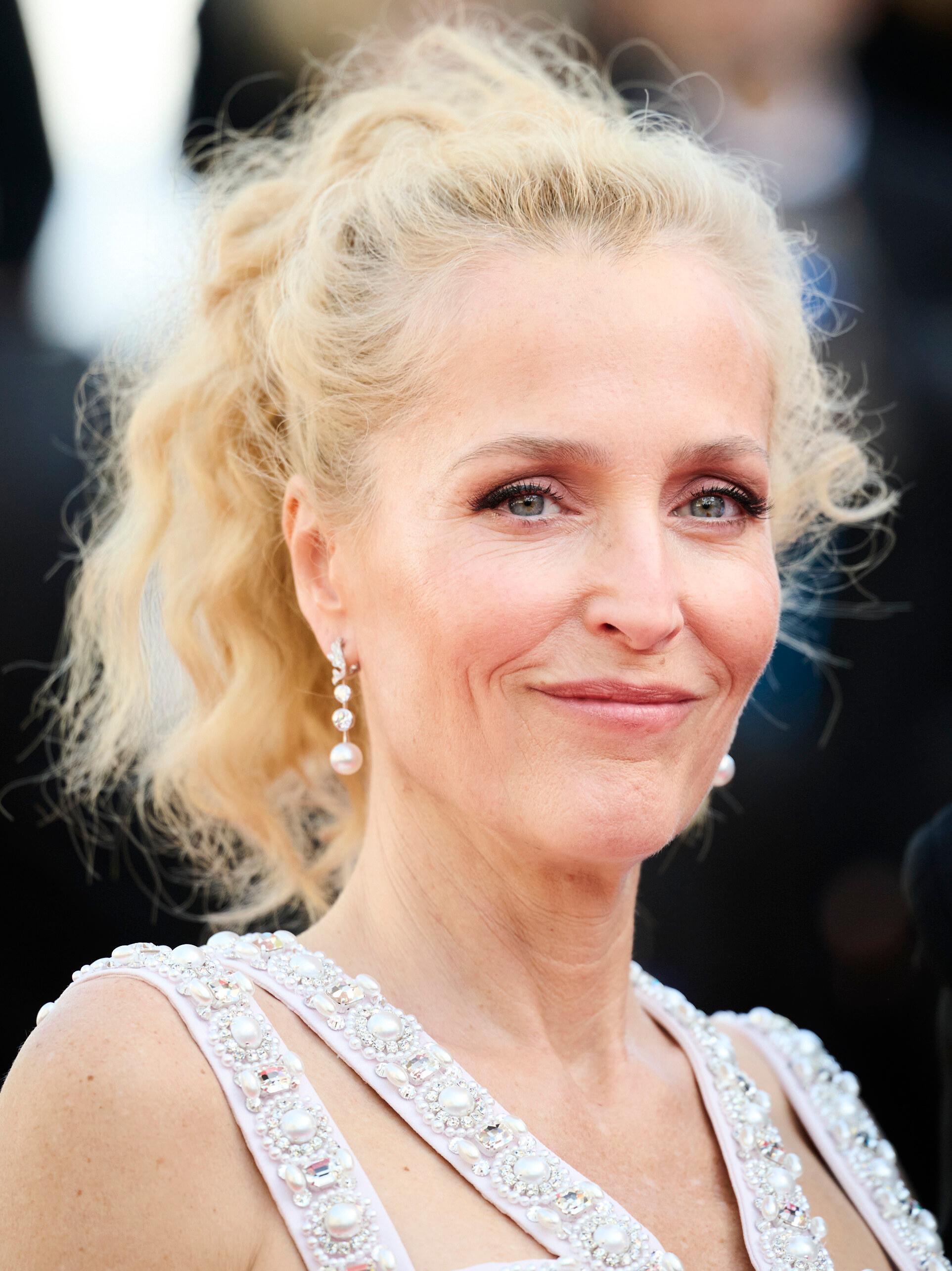 Gillian Anderson hayranlarıyla yaşadığı tartışmayı açıkladı
