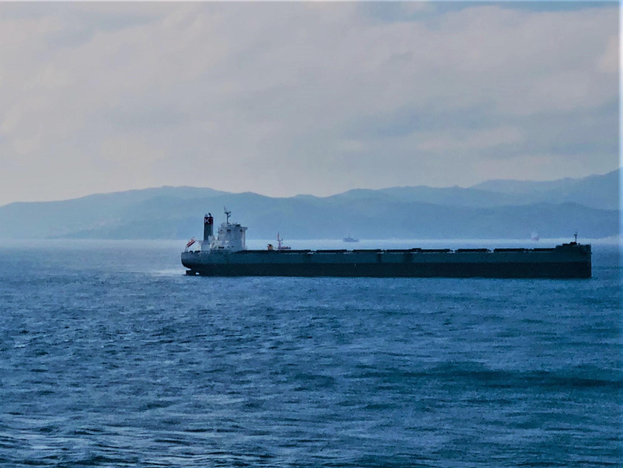 Hürmüz'de 2 Günde 3. Süper Tanker Vuruldu