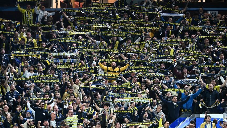 Fenerbahçe Villa'ya 6-0 yenildi, taraftarlar gözaltına alındı