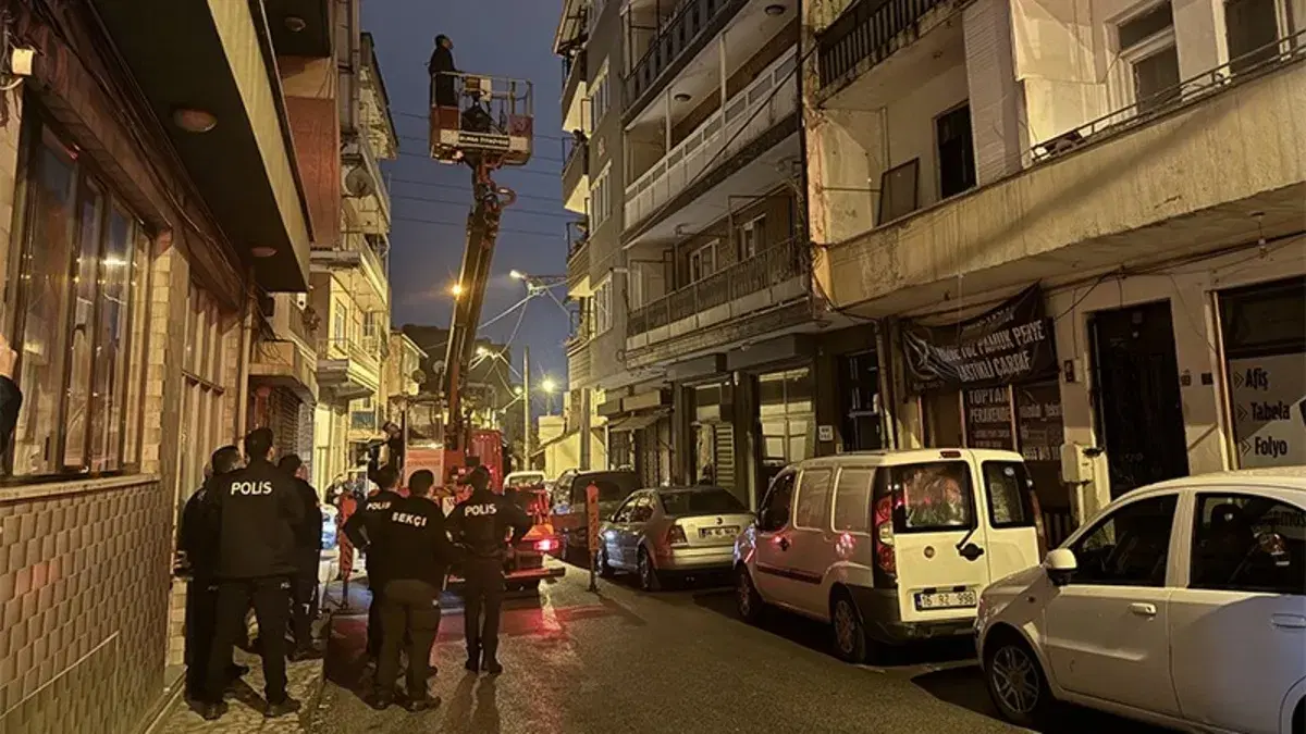 Bursa'da annesini rehin alan şüpheli özel harekatla gözaltına alındı