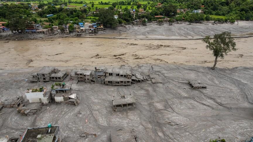 Nepal'deki sel felaketinde ölü sayısı 1355'e yükseldi