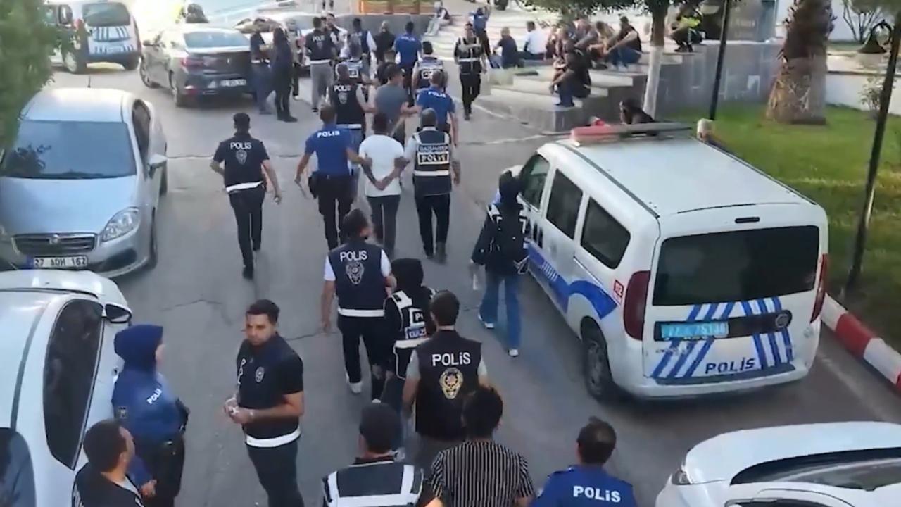 71 ilde uyuşturucu operasyonu: 844 kişi tutuklandı