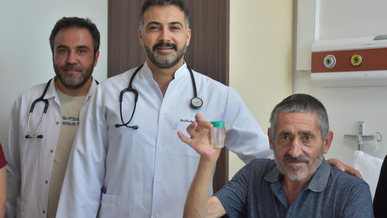 Akciğerindeki 'kitle' 6 ay sonra sarımsak çıktı
