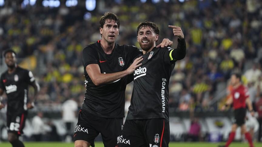 Beşiktaş derbi galibiyetiyle umut verdi