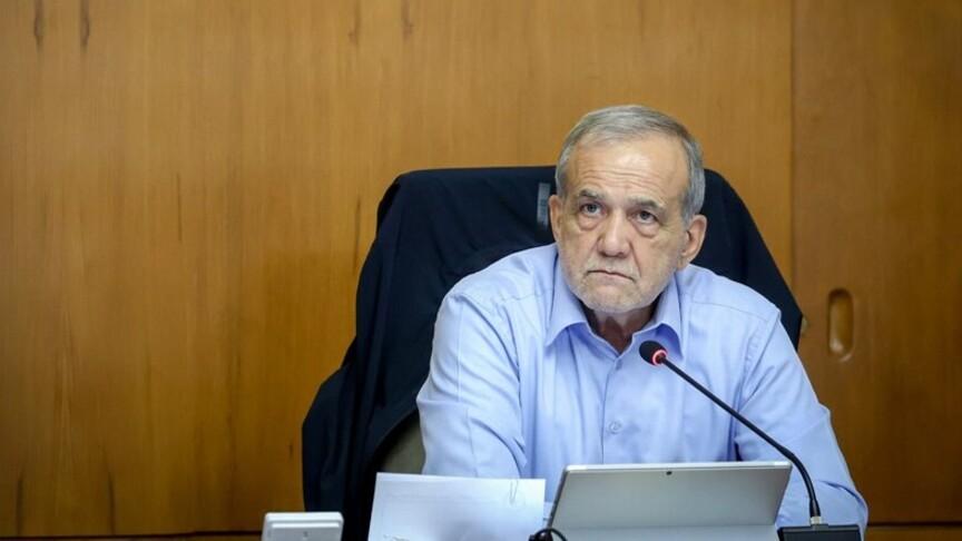 Mersin yolsuzluk soruşturmasında 4 kilo altın ve yüz binlerce döviz ele geçirildi