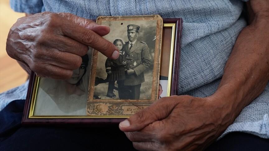 İlk Siyahi Pilot Çelikten'in Ailesi: İzmir'de Adı Yaşatılsın