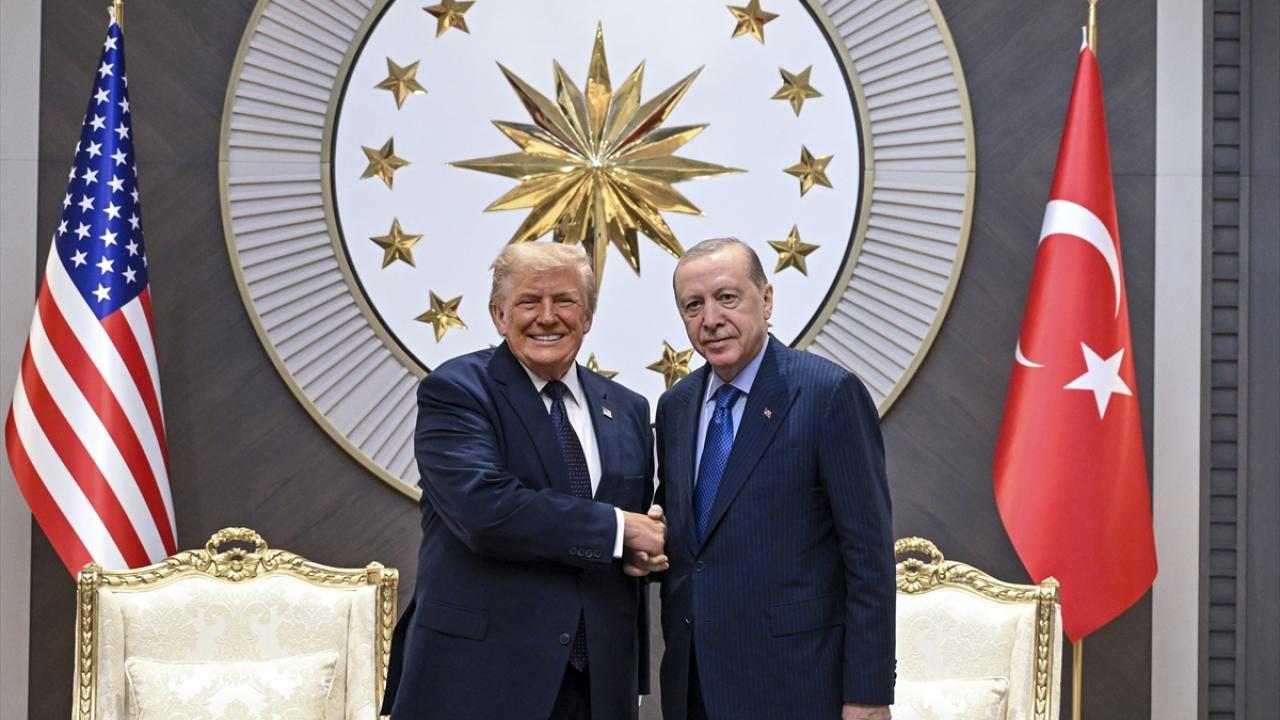 Trump'tan CAATSA açıklaması: Erdoğan'ı her zaman mutlu ederim