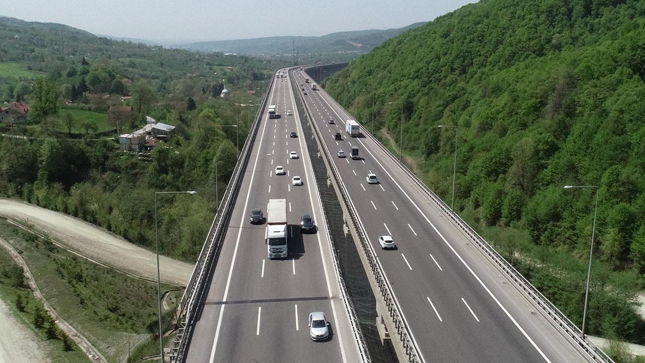 Sıcak Havada Güvenli Yolculuk İçin Uzman Tavsiyeleri