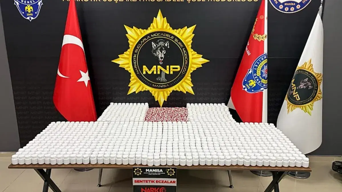 Manisa'da 57 bin sentetik ecza ele geçirildi, 2 tutuklama