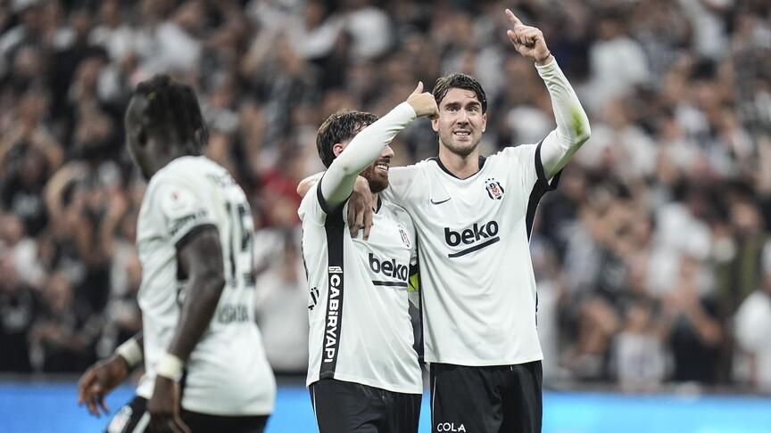 Beşiktaş, Çorum FK'yi 6-2 yenerek 3. hafta galibiyeti aldı