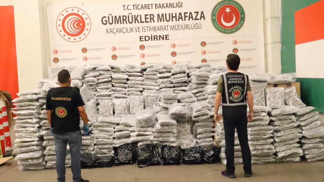 Kapıkule'de 810 kilogram uyuşturucu ele geçirildi