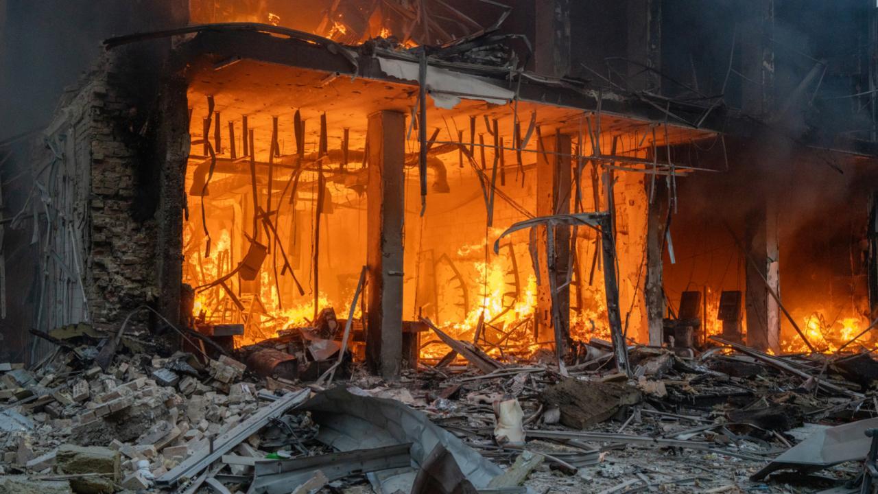 Rusya'nın Kiev bölgesine hava saldırısında 14 kişi öldü
