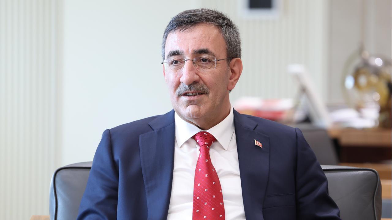 Türkiye'nin İlk Yerli Lokomotifi Afrika'ya İhraç Edildi