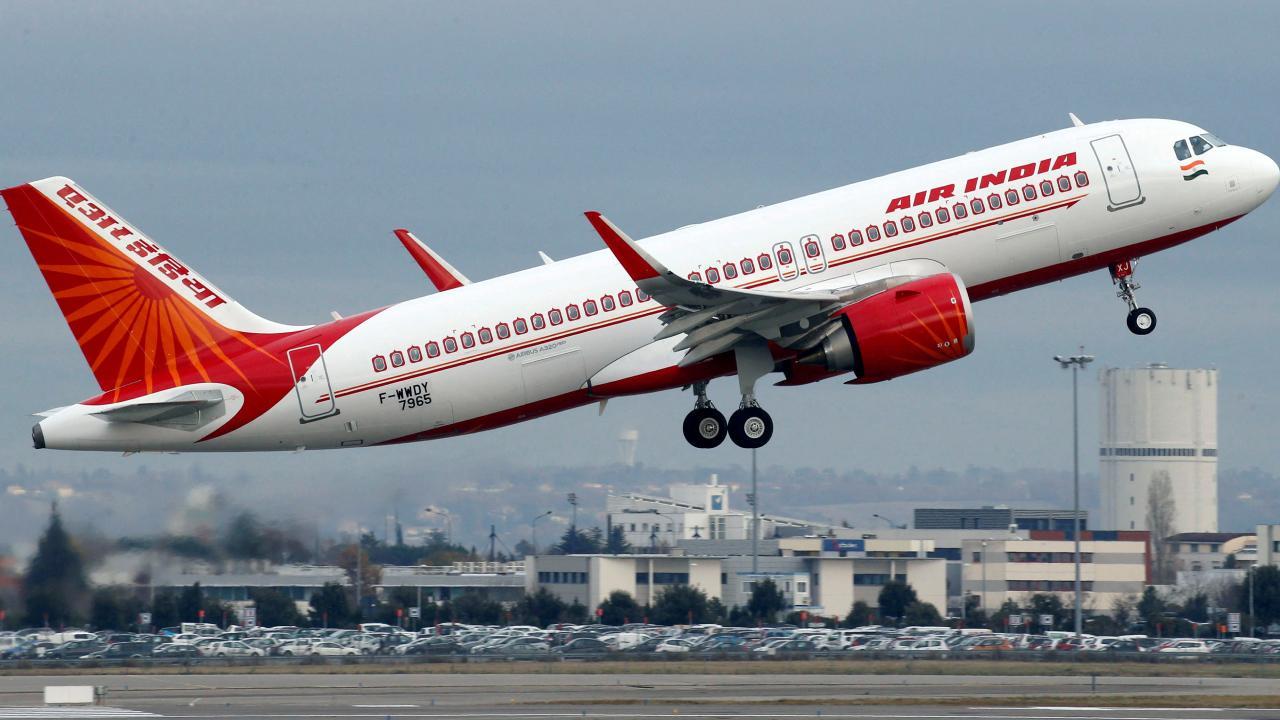 Air India uçağı kaçırılma alarmı iddiasıyla Jaipur'a acil iniş yaptı