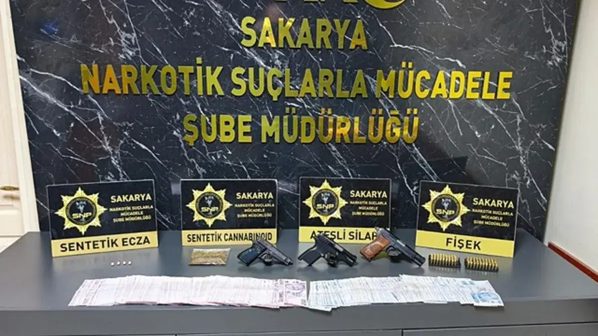 Sakarya'da 'Sokaklar Güvende' operasyonu: 14 gözaltı