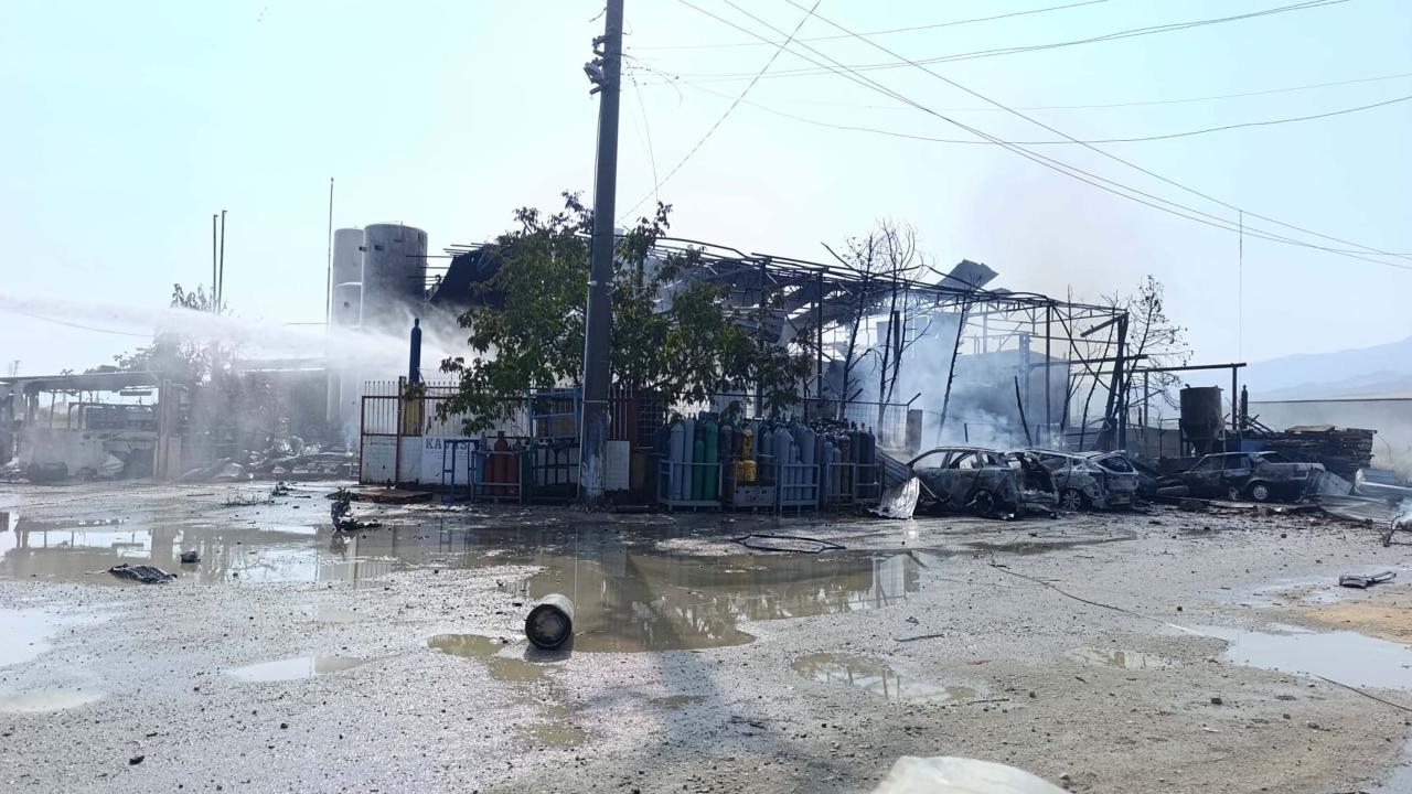 Manisa'da tüp dolum tesisinde patlama: 2 ölü, 2 yaralı