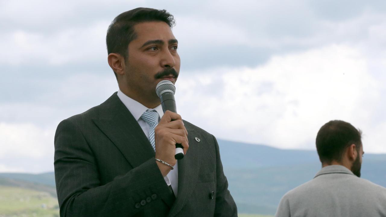 Damal Belediye Başkanı Çamlıyurt rüşvetten tutuklanarak görevden uzaklaştırıldı