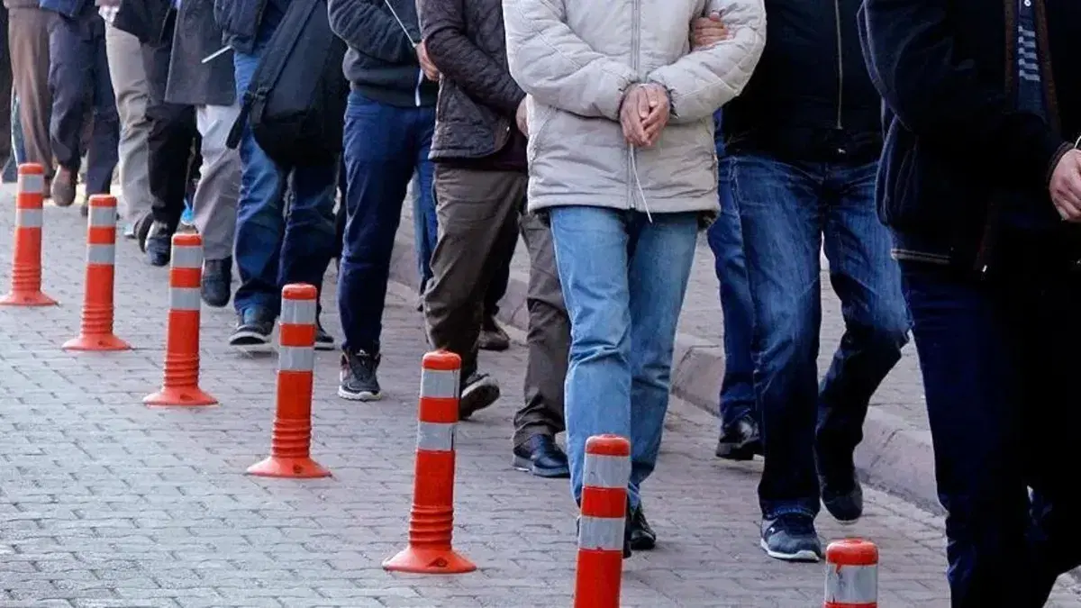 Ardahan merkezli rüşvet operasyonu: 10 kişi tutuklandı