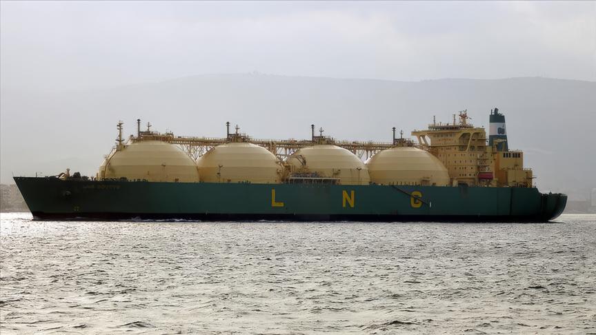 Hürmüz Boğazı'nda LNG trafiği petrolden çok düştü