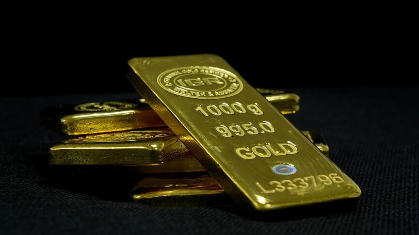 Altın ons fiyatı 7 ayın en güçlü performansıyla 4342 dolara çıktı