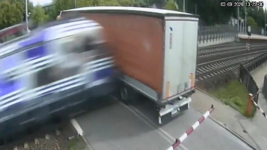 Polonya'da tren kazası: 4 kişi yaralandı