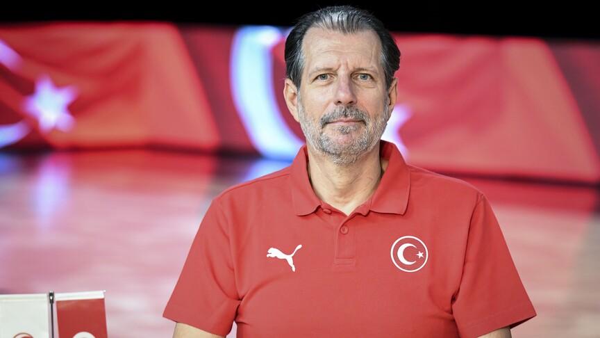 Milli Kadın Basketbol'da Mazzon ile yollar ayrıldı