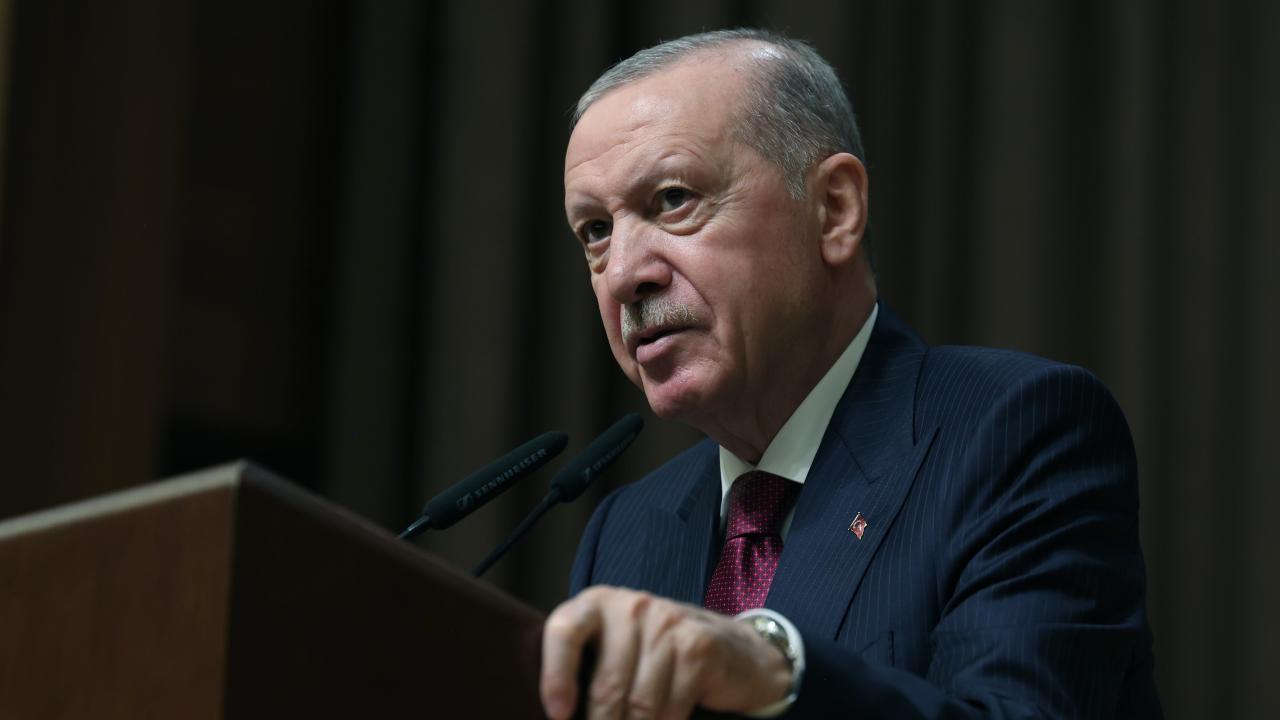 Erdoğan: Uluslararası sistemin sarsıntılarla boğuştuğu dönemde güç tazeliyoruz
