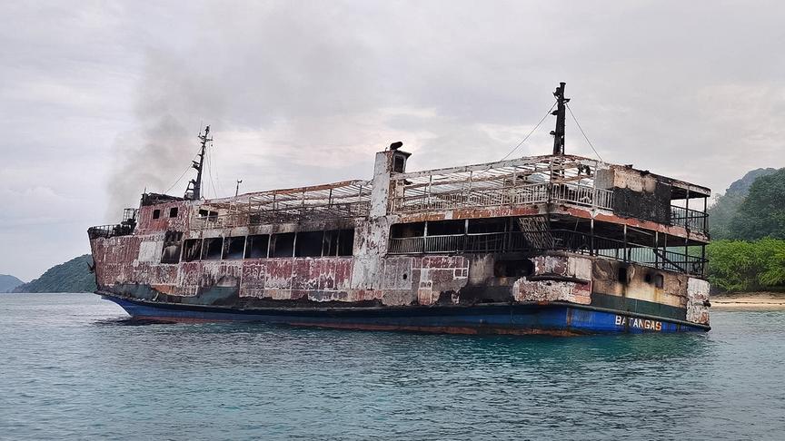 Filipinler'de feribot yangınında ölü sayısı 76'ya çıktı
