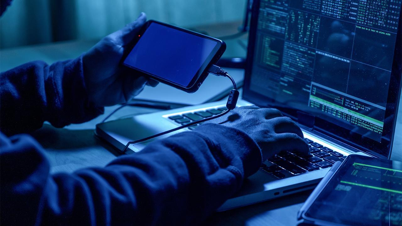 Citizen Lab: İsrailli firma reklamlarla cihazlara casus yazılım yerleştirdi