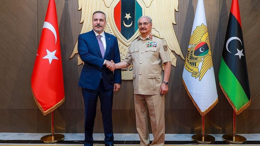 Bakan Fidan, Trablus'ta TSK Libya Görev Grup Komutanlığını ziyaret etti