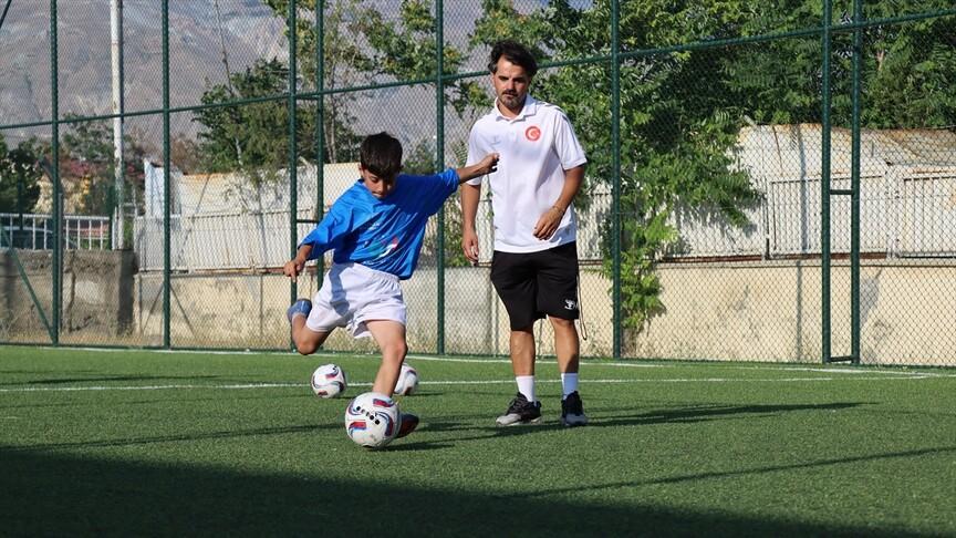 Erzincan'da atıl alanlar spor kulübüne dönüştürüldü