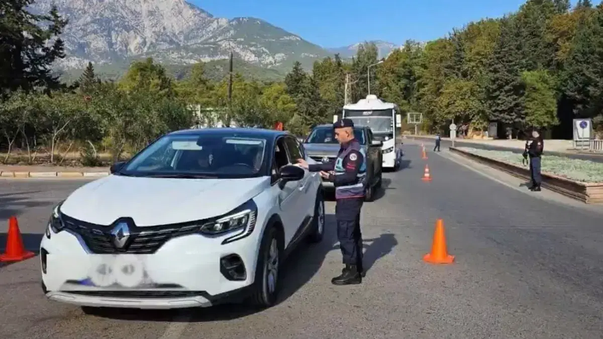 81 ilde aranan şahıslar uygulaması: 912 kişi yakalandı