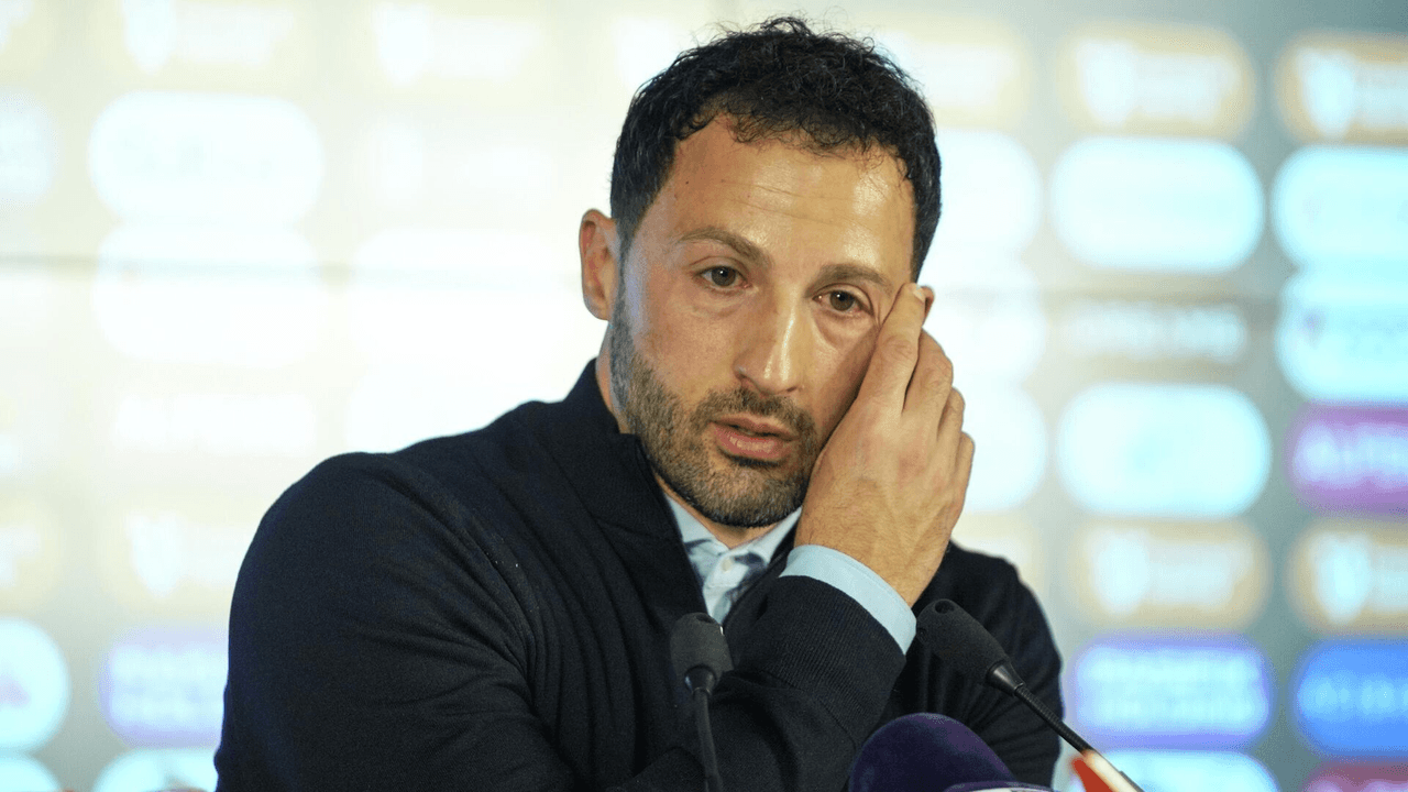 Fenerbahçe, teknik direktör Domenico Tedesco ile yollarını ayırdı