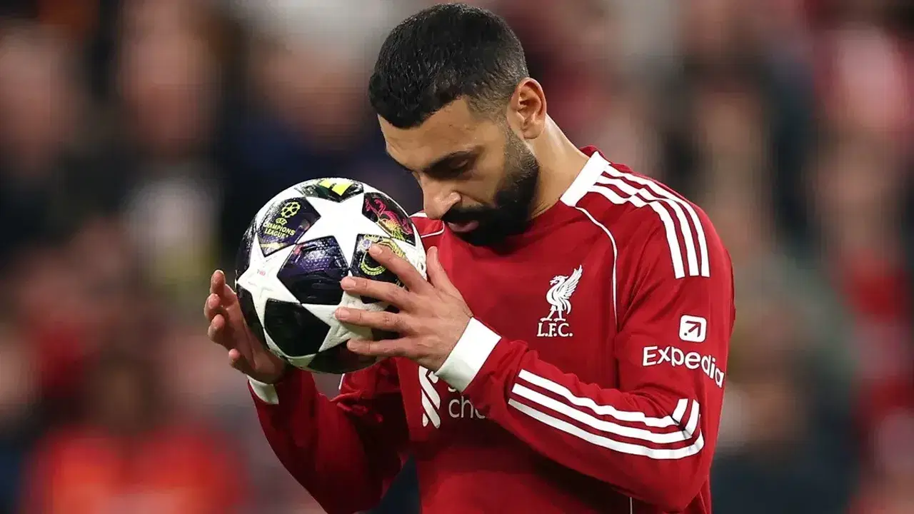 Dünya Yıldızı Türkiye'de: Trabzonspor Salah için özel uçak hazırladı