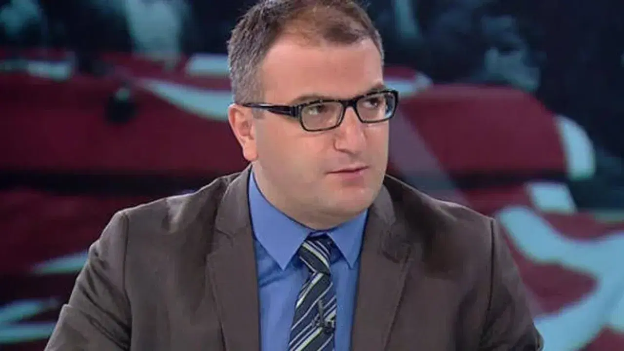 Gazeteci Cem Küçük gözaltına alındı