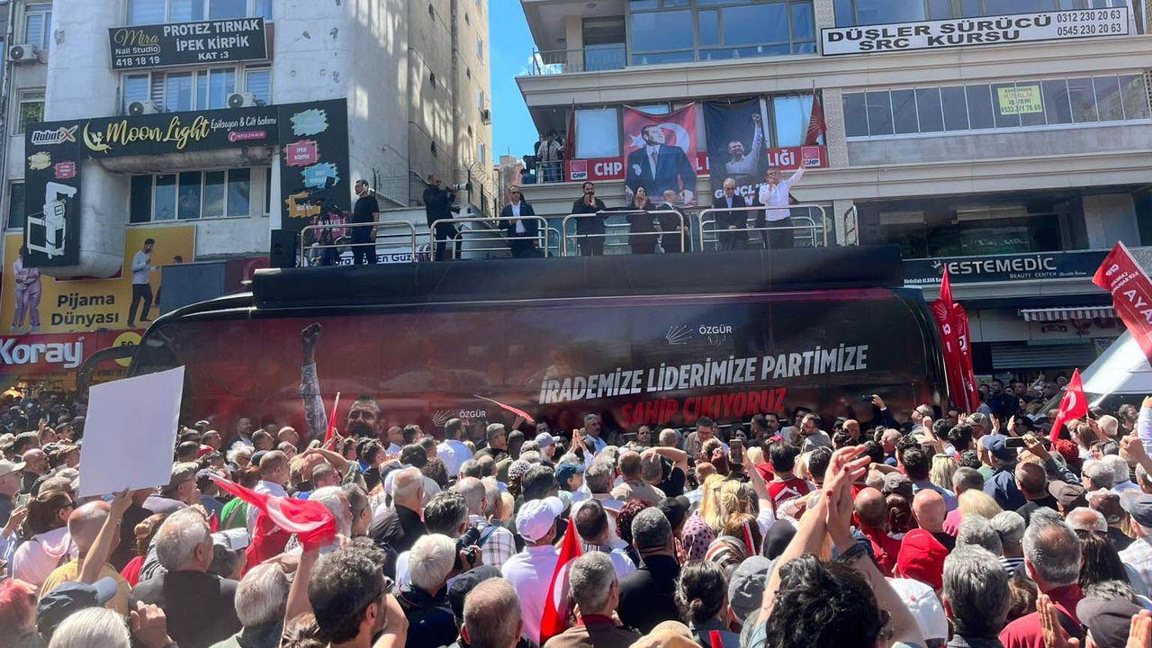 Özgür Özel: Derhal kurultay yapın, partiyi seçilmiş bir genel başkana kavuşturun
