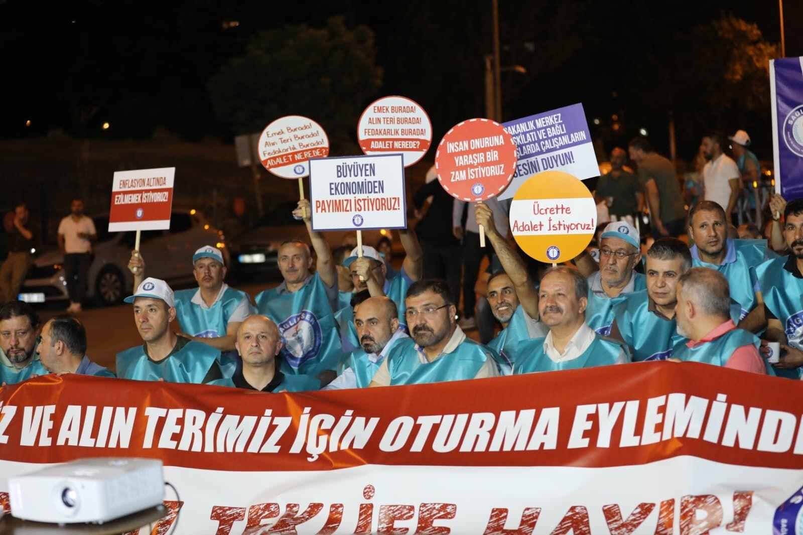 Sağlık-Sen’den 81 İlde ‘112’ Dakikalık Oturma Eylemi