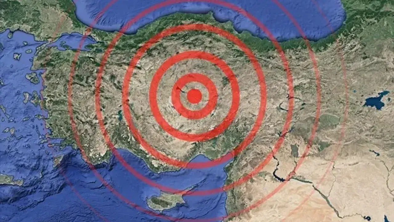 Akdeniz'de 5.3 büyüklüğünde deprem