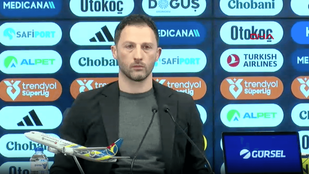 Domenico Tedesco: Bugün galip gelmek için penaltıya ihtiyacımız yoktu