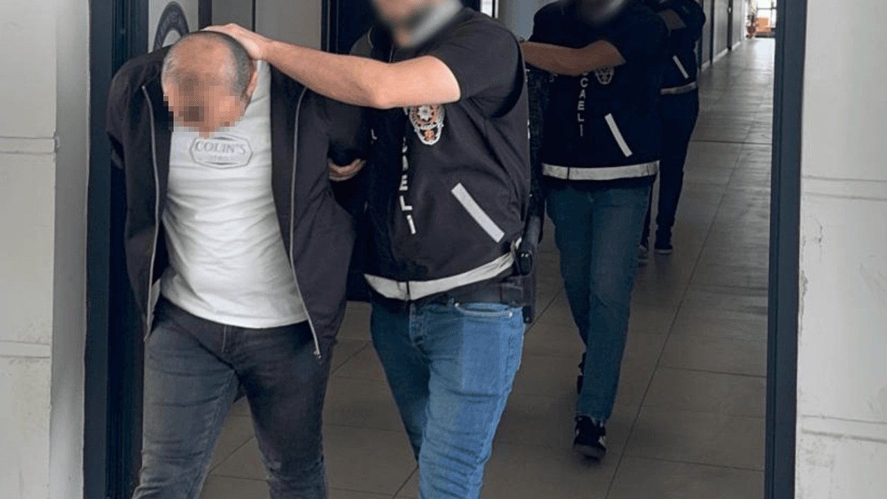 160 kişiyi dolandırıp kaçan galericiyle bağlantılı gözaltına alınan 4 kişiden 1’i tutuklandı
