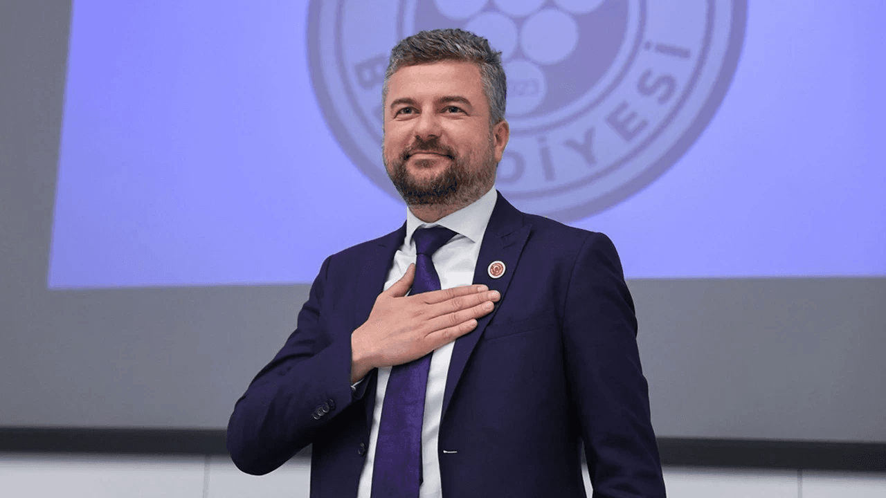 Buca Belediye Başkanı Görkem Duman, görevden uzaklaştırıldı