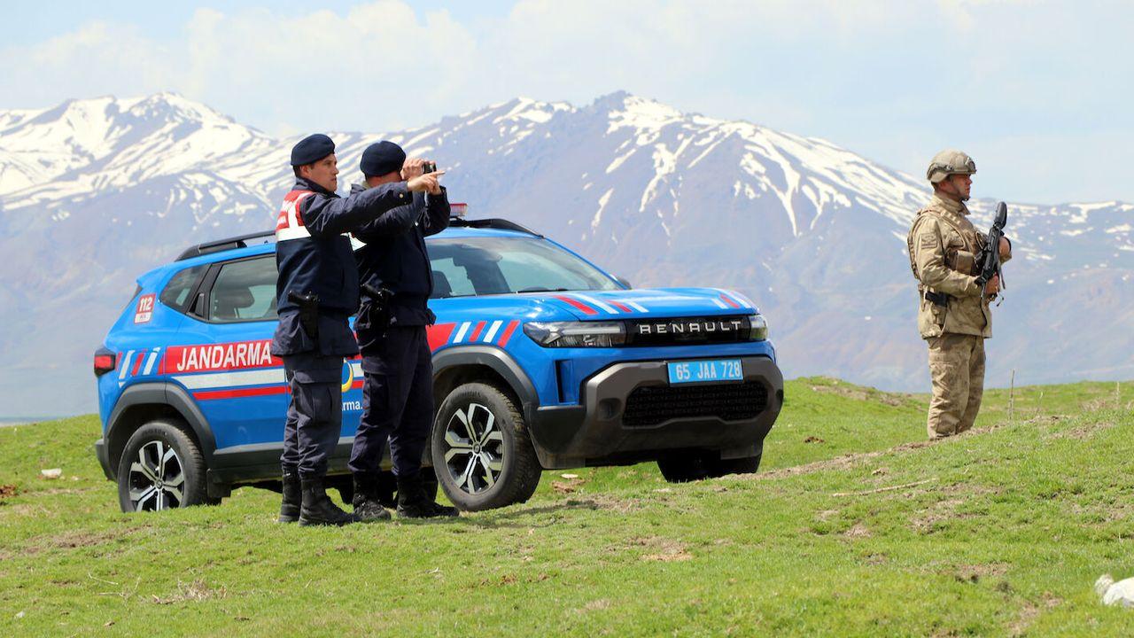 Van'da jandarma, flamingolar için 7/24 denetimde