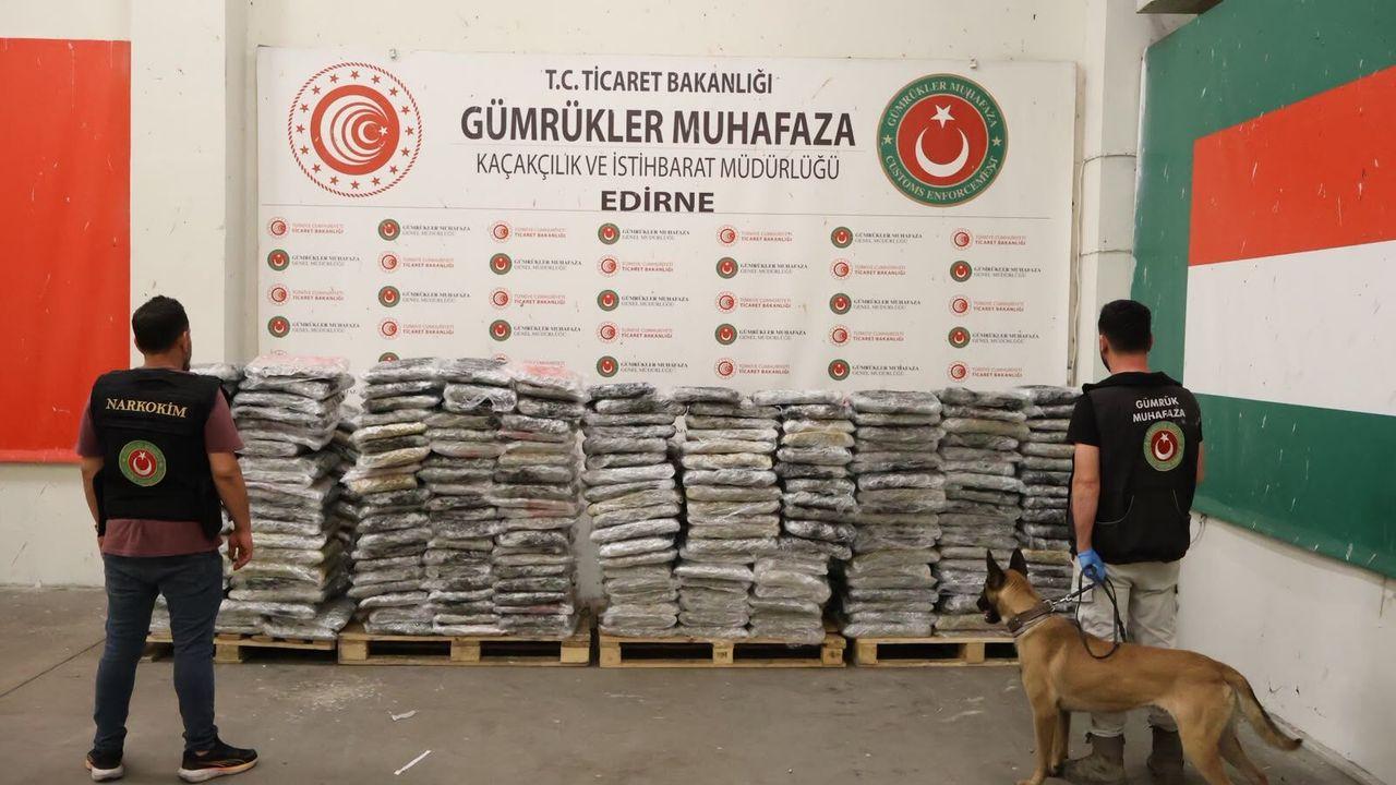 Kapıkule'de 1 ton 153 kilo uyuşturucu ele geçirildi