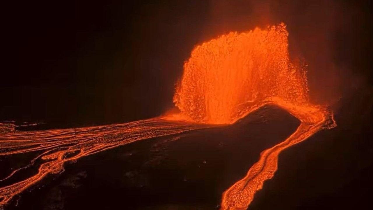 Hawaii'deki Kilauea Yanardağı yeniden lav püskürttü