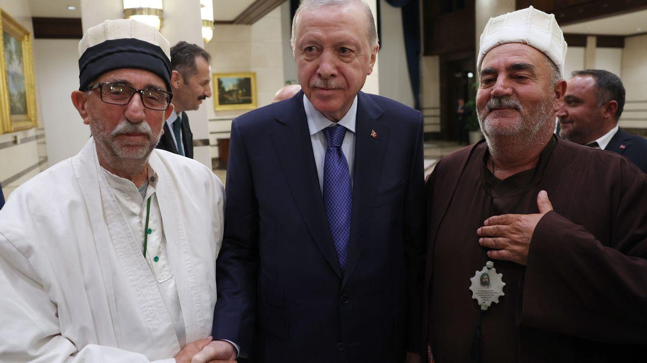 Cumhurbaşkanı Erdoğan: Alevi canlarımızı asla ihmal etmedik