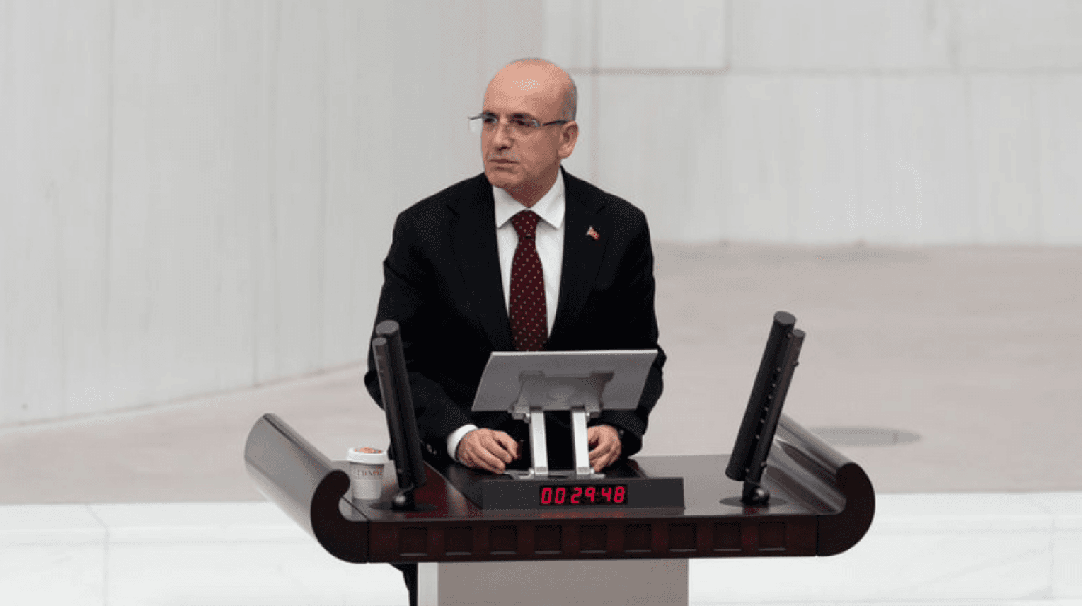 Bakan Şimşek’ten net mesaj: Vergi borçları silinemez, yetki sadece meclis’te