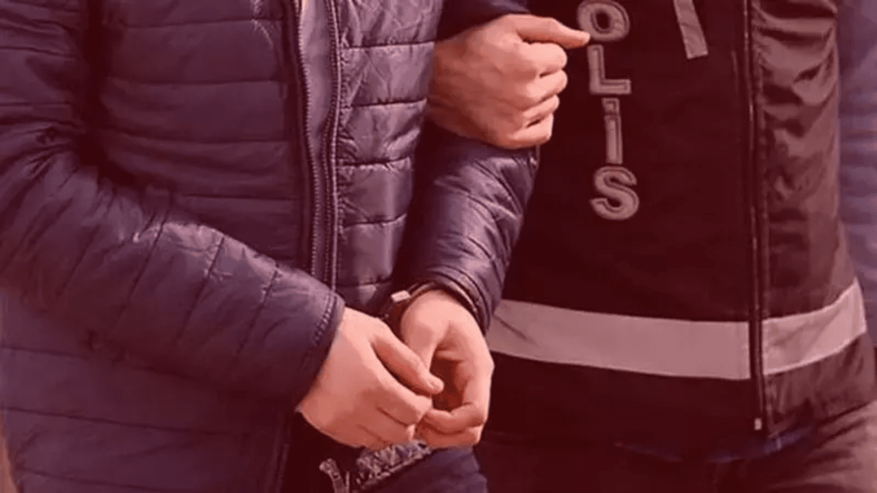İstanbul'da sanal medyada okullara yönelik 'tehdit' paylaşımı yapan şüpheli tutuklandı