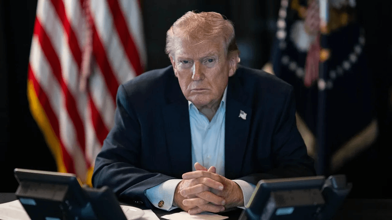 Trump: İran'ın enerji tesislerine saldırılar 5 gün ertelendi